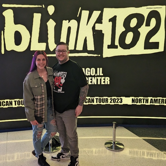 Meet your Posher, Niki - Picture 4 of 4